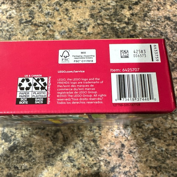 LEGO 41754 Friends Bedrooms LEO’S ROOM Baking Themed building play set 2023 NEW! - Picture 3 of 3